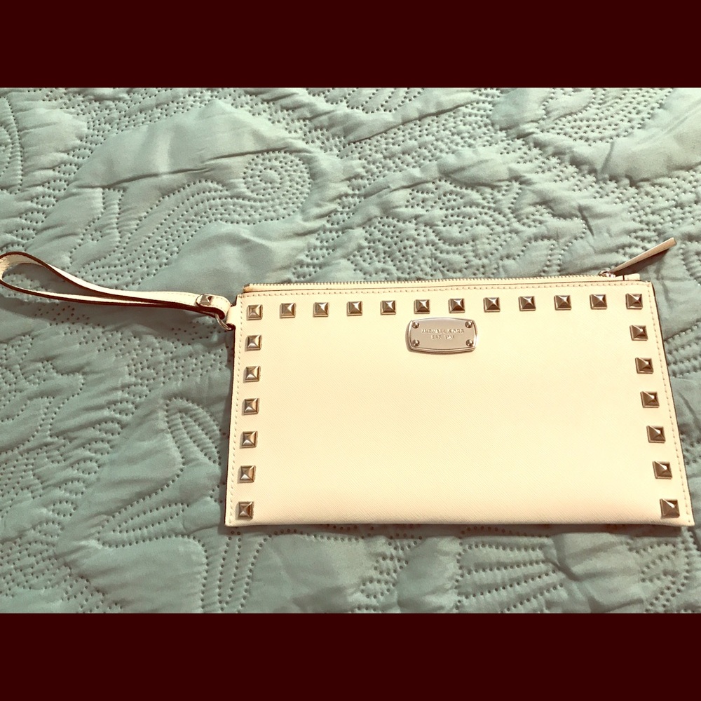 Michael Kors wristlet